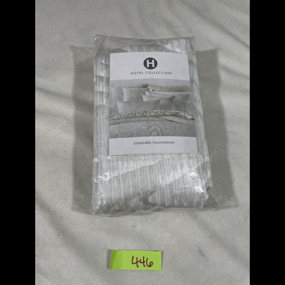 NIB Hotel Collection Moire (1) Standard‎ Pillow Sham